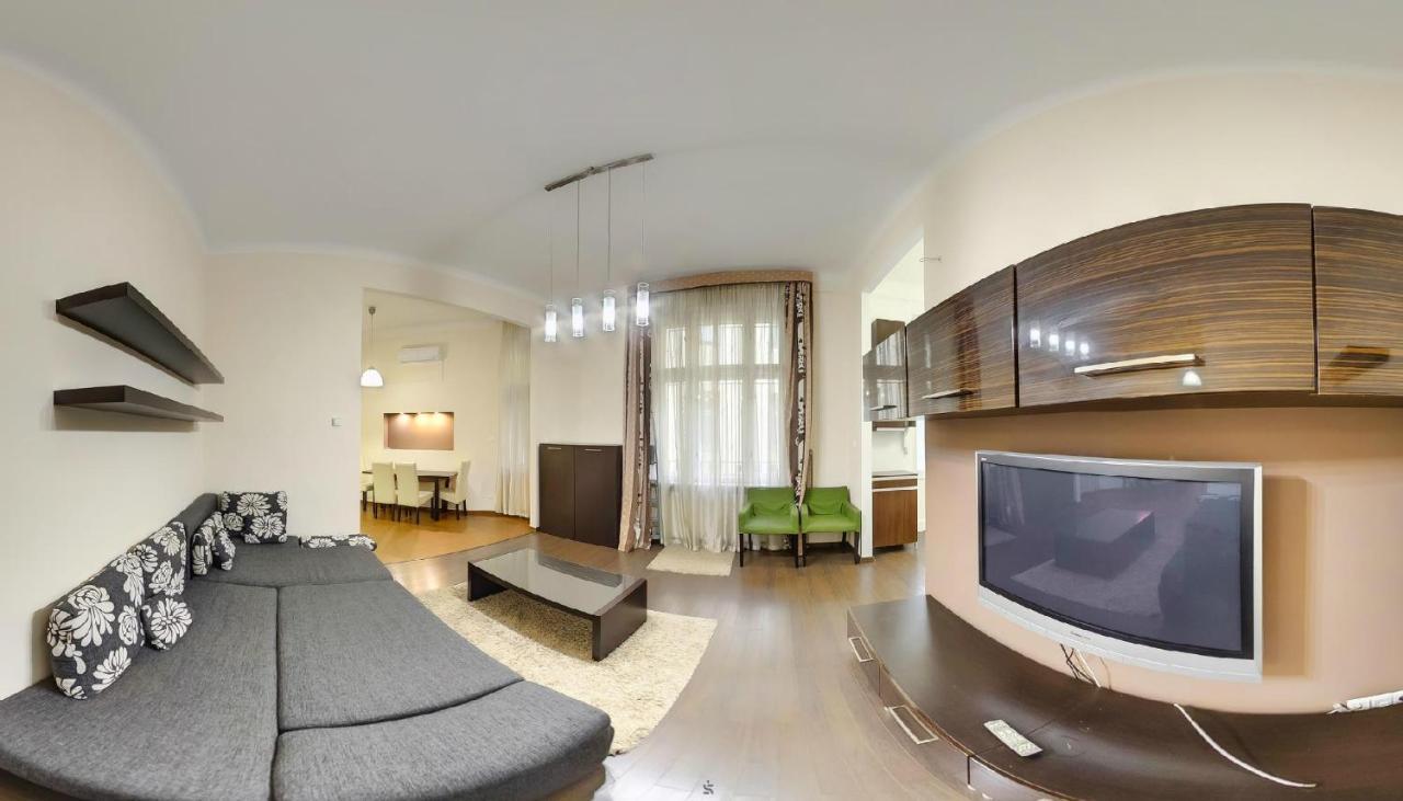 Corvina Apartment Budapest With Free Private Parking Zewnętrze zdjęcie
