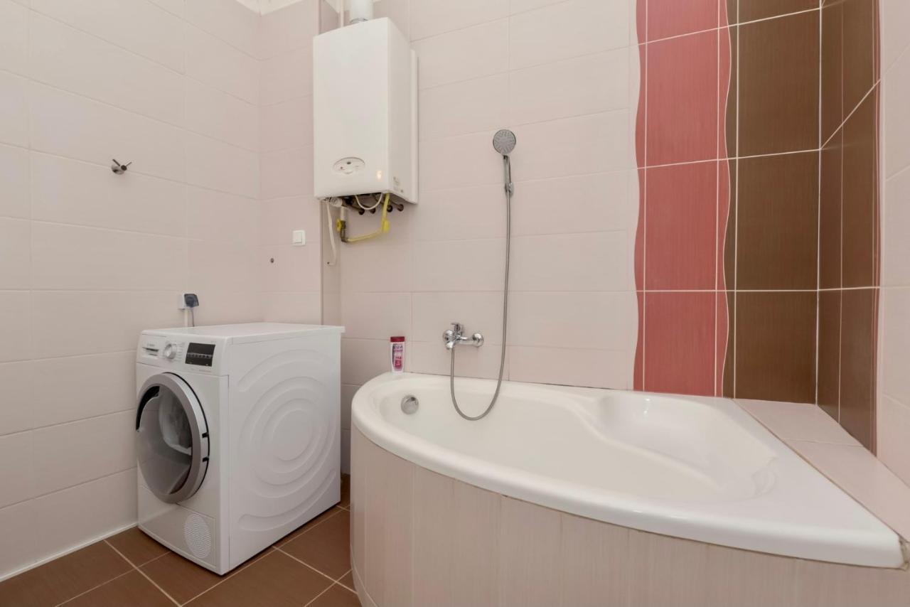 Corvina Apartment Budapest With Free Private Parking Zewnętrze zdjęcie