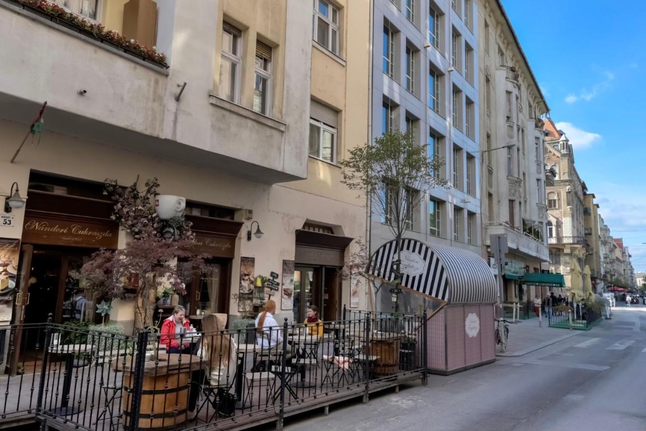 Corvina Apartment Budapest With Free Private Parking Zewnętrze zdjęcie